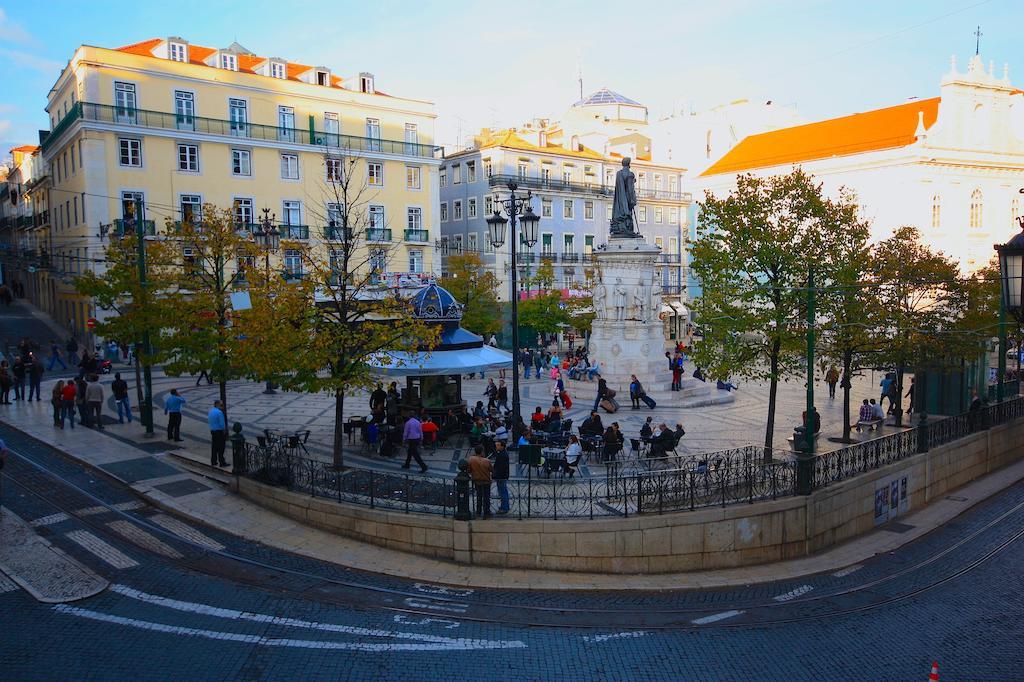 Myplace - Lisbon - Camoes Apartment Bagian luar foto