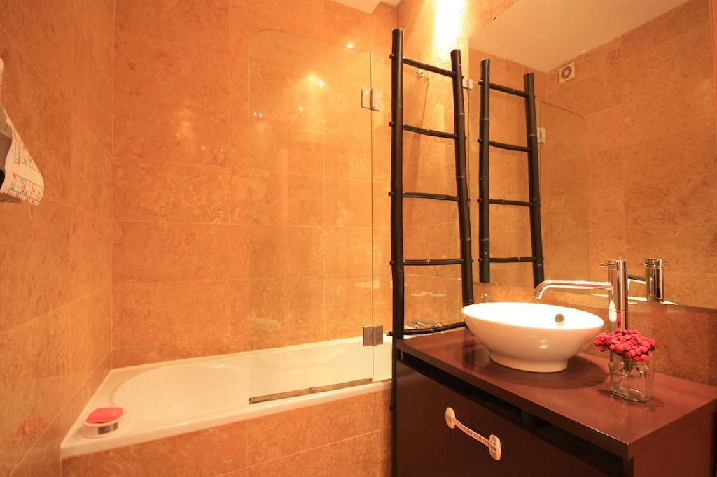 Myplace - Lisbon - Camoes Apartment Bagian luar foto